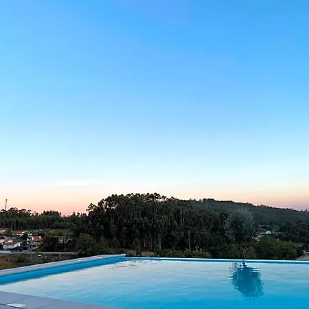 Casa Quintaes * ギマランイス